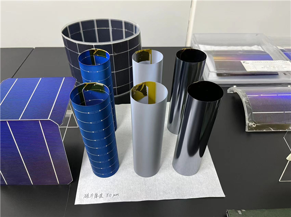 可彎折360度的單晶硅 新型柔性太陽能電池問世，光伏產業迎來革命性突破